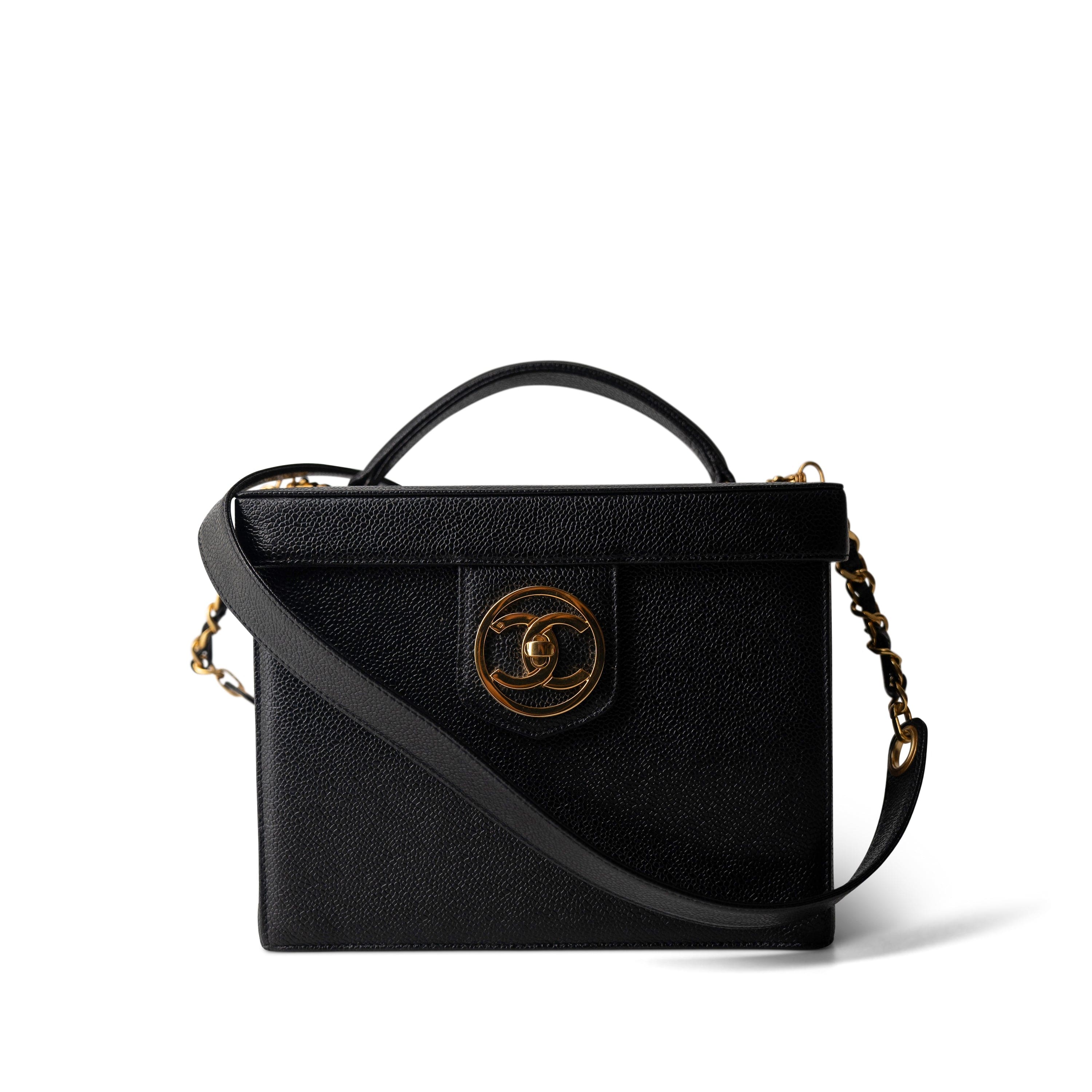Chanel black vanity case hotsell