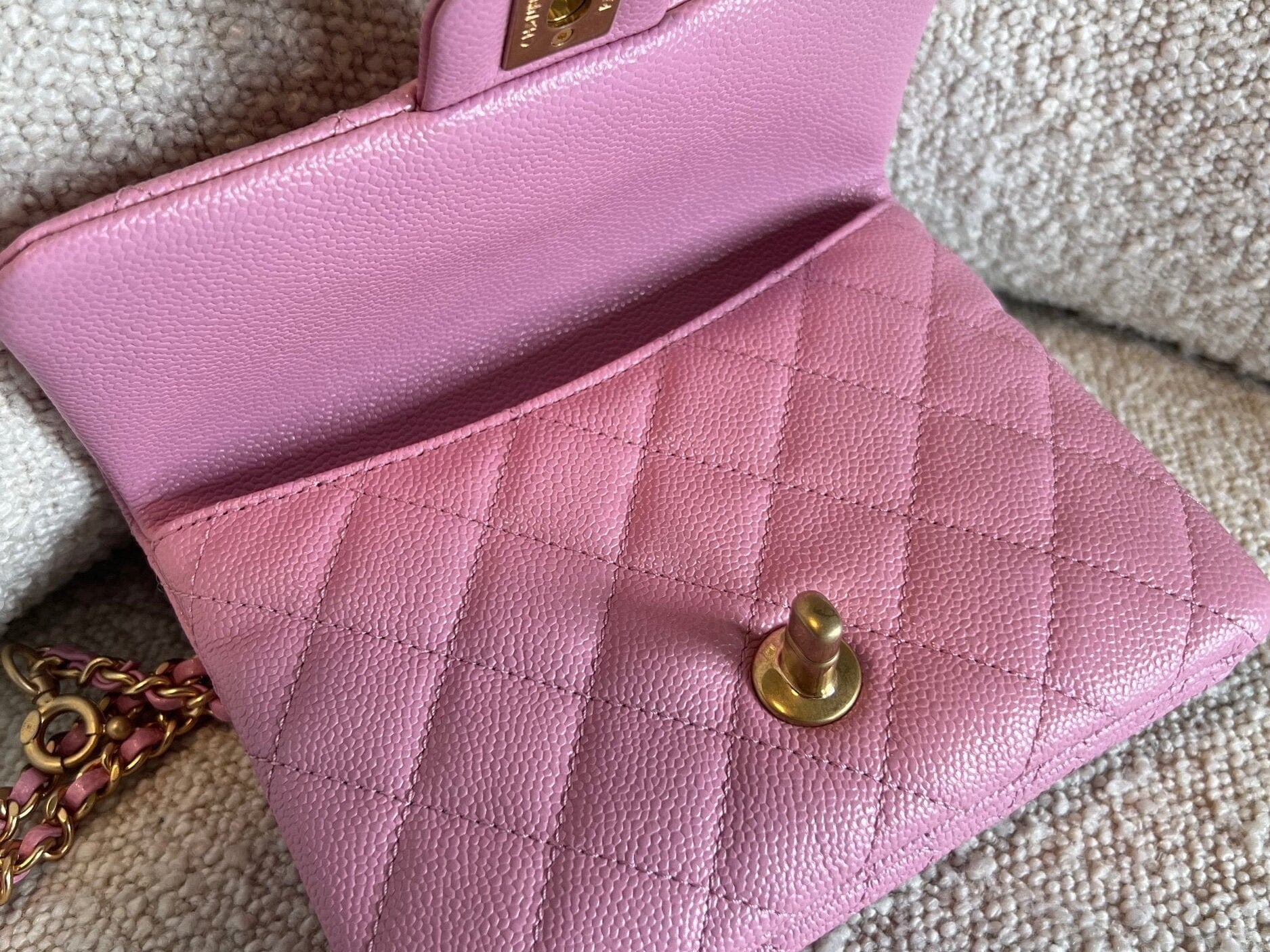 CHANEL Belt Bag 22S Dark Pink Caviar Quilted Belt Bag AGHW - Redeluxe