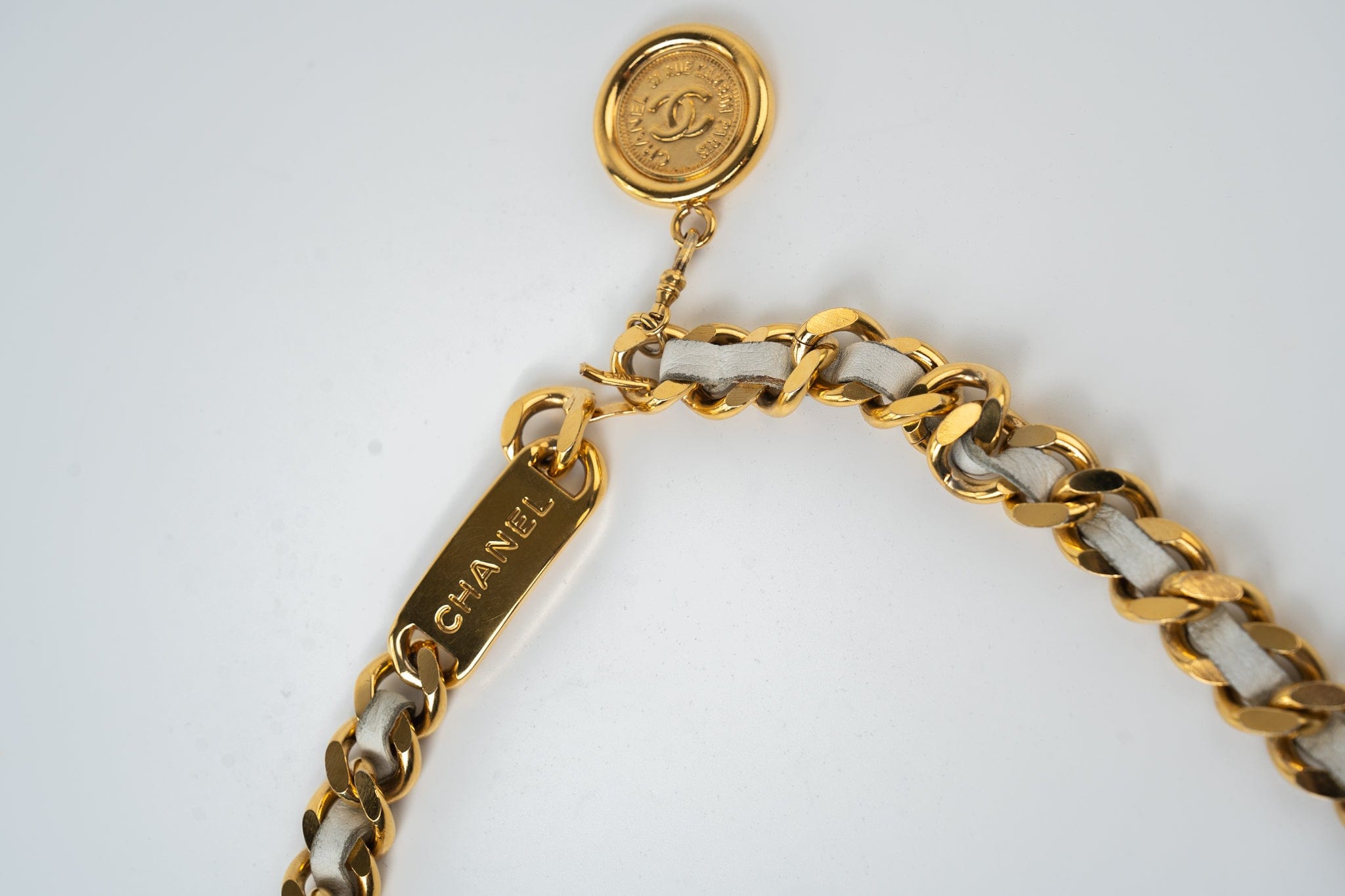 CHANEL Belt Gold Vintage White / Gold Coco Mark Chain Belt - Redeluxe