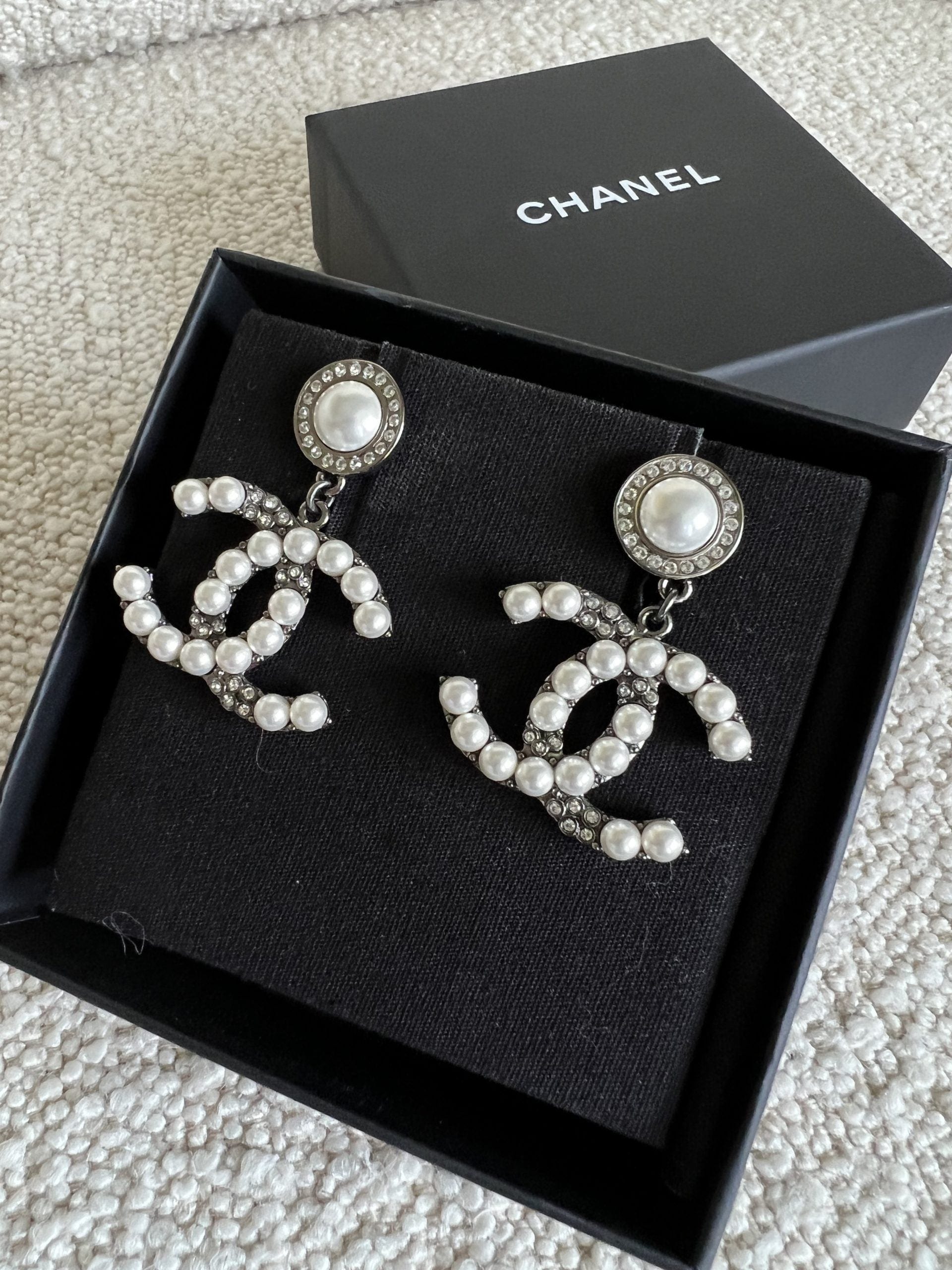 Dangle Earring Chanel 20b Earrings Chanel Name Drop Earrings
