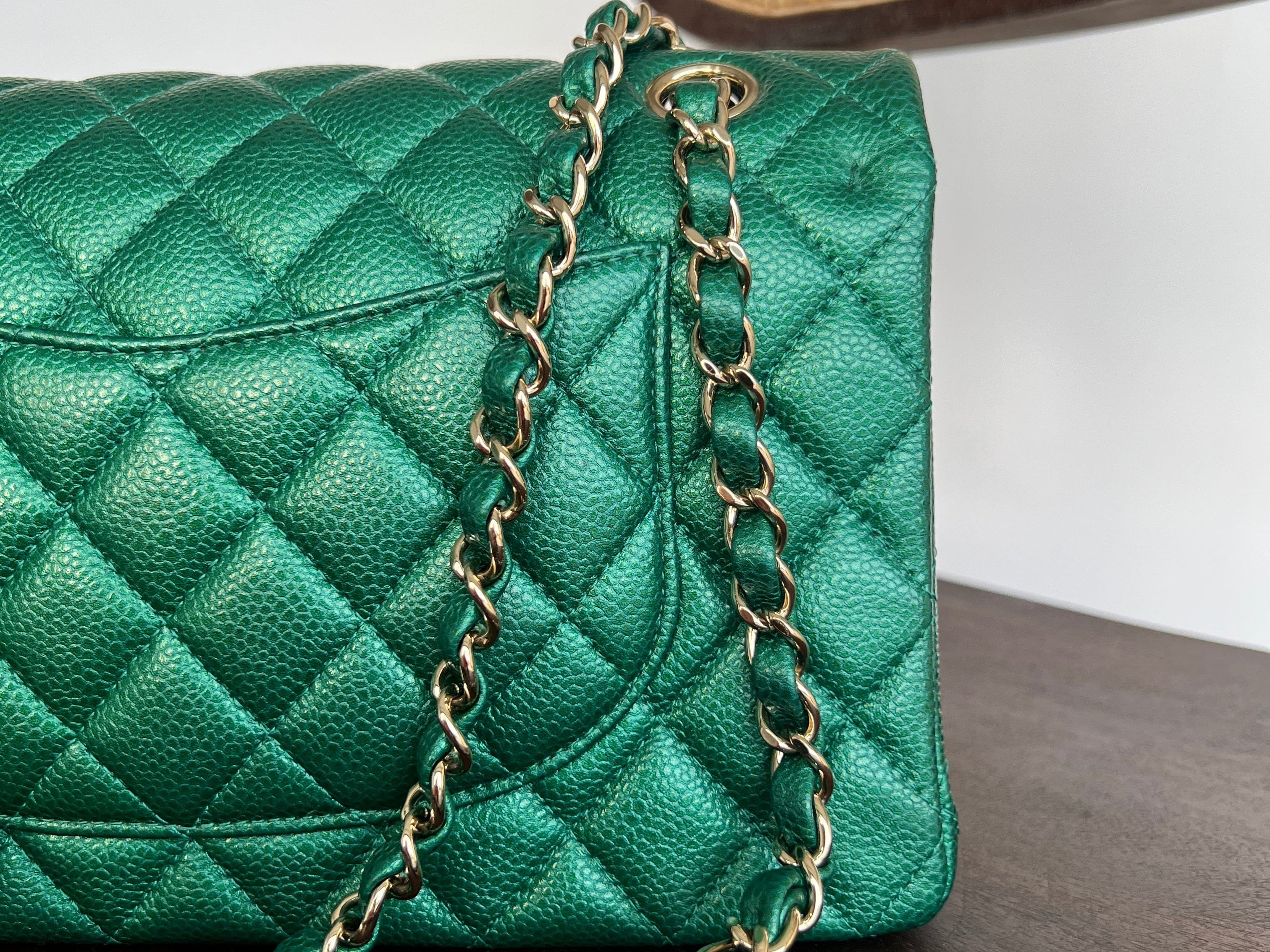 CHANEL Handbag 18S Emerald Green Caviar Quilted Classic Flap Medium Light Gold Hardware - Redeluxe