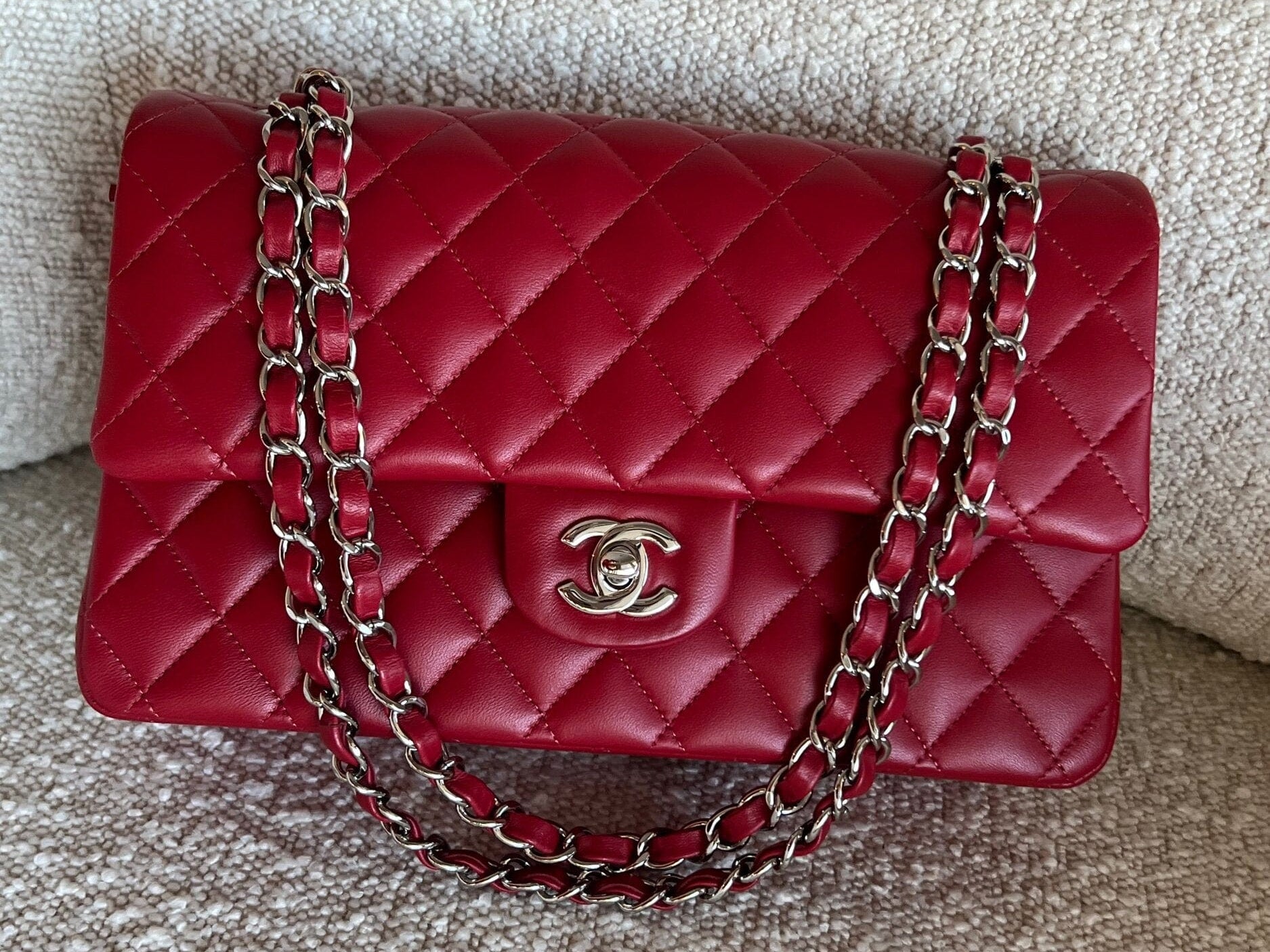 CHANEL Handbag 20B Red Lambskin Quilted Classic Flap Medium SHW - Redeluxe