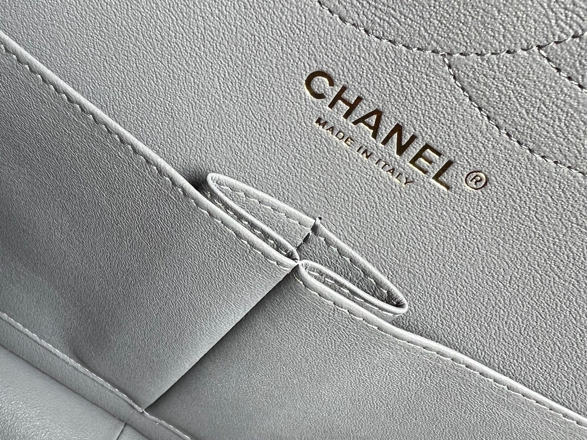 CHANEL Handbag 20C Grey Caviar Quilted Jumbo Classic Flap LGHW - Redeluxe