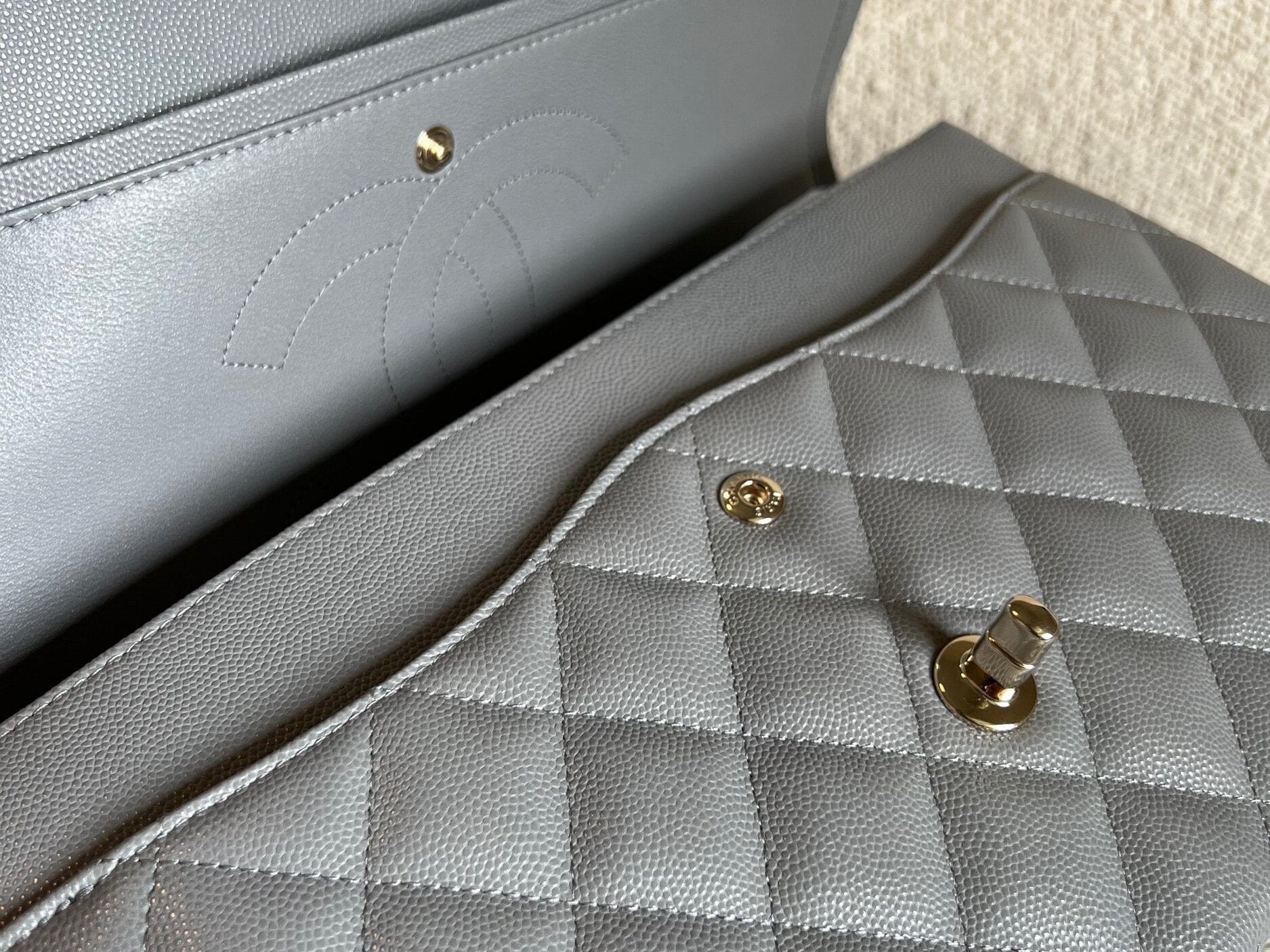 CHANEL Handbag 20C Grey Caviar Quilted Jumbo Classic Flap LGHW - Redeluxe