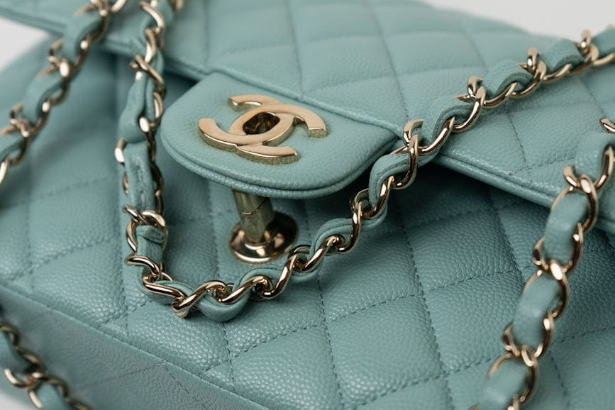 CHANEL Handbag 20C Tiffany Blue Caviar Quilted Classic Flap Medium Light Gold Hardware - Redeluxe