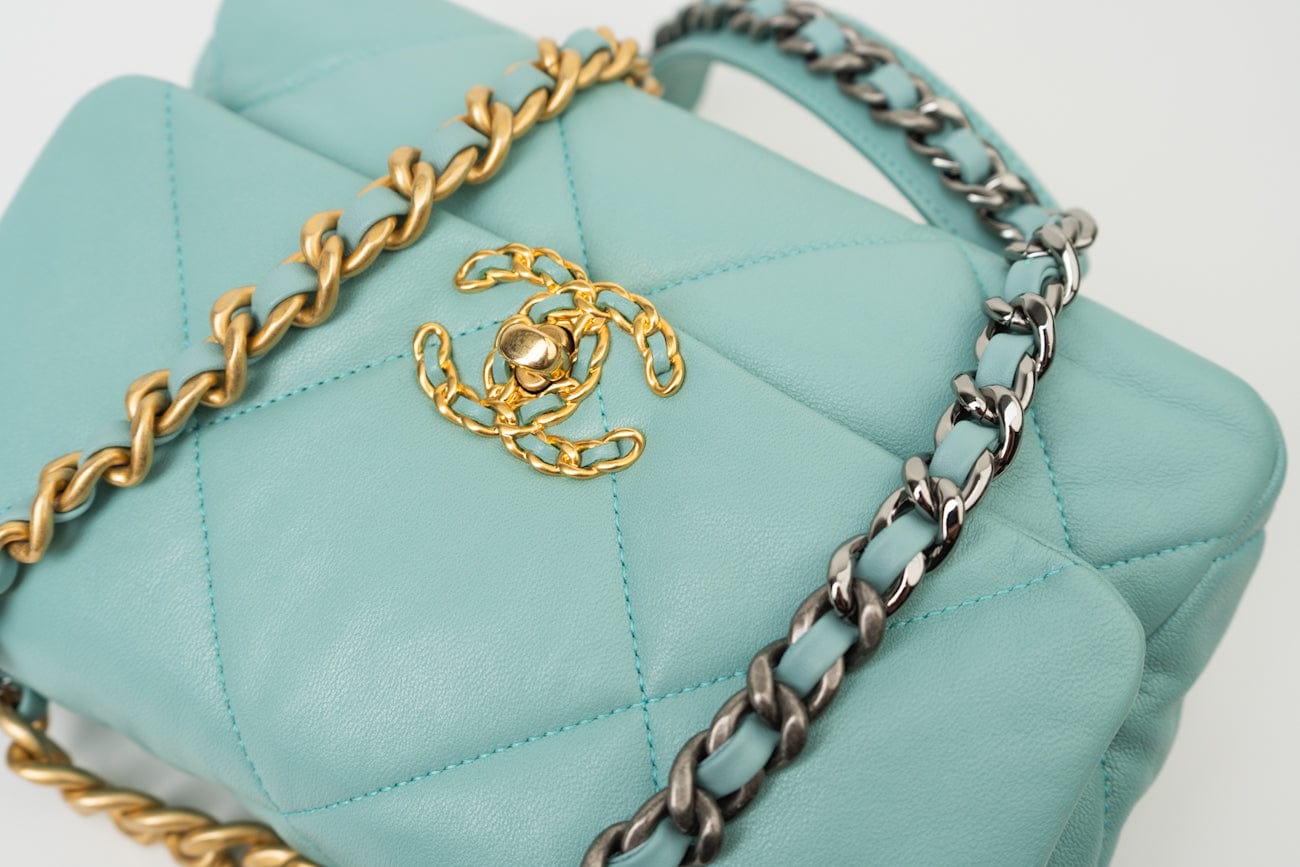 CHANEL Handbag 20C Tiffany Blue Goatskin 19 Flap Small Mixed Hardware - Redeluxe