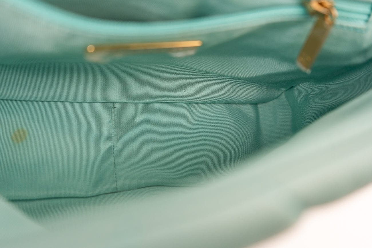 CHANEL Handbag 20C Tiffany Blue Goatskin 19 Flap Small Mixed Hardware - Redeluxe