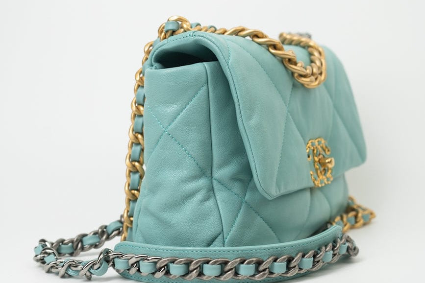 CHANEL Handbag 20C Tiffany Blue Goatskin 19 Flap Small Mixed Hardware - Redeluxe
