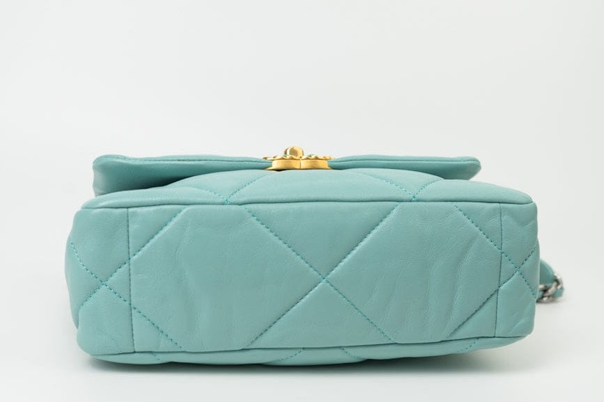 CHANEL Handbag 20C Tiffany Blue Goatskin 19 Flap Small Mixed Hardware - Redeluxe
