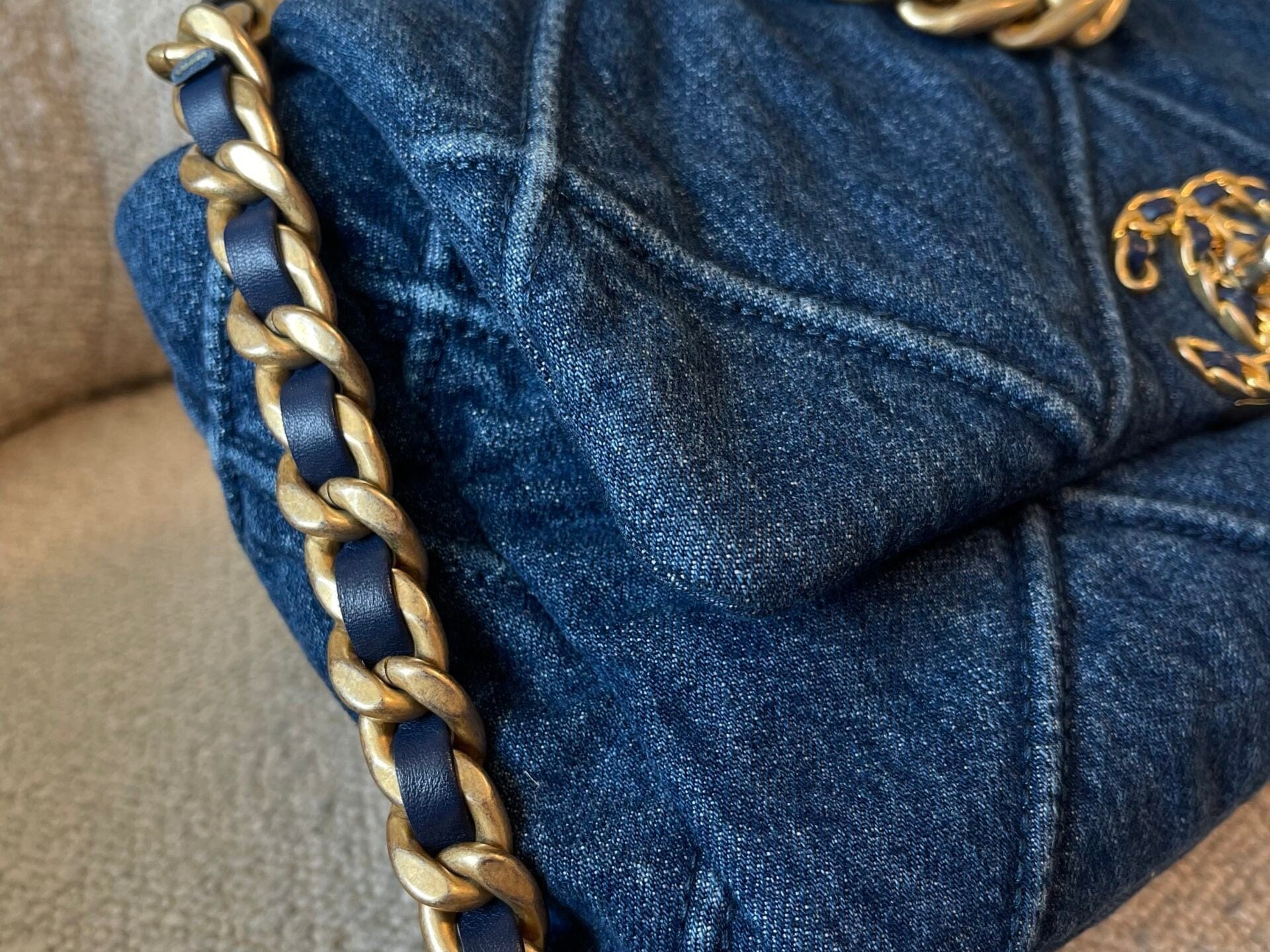 CHANEL Handbag 20S Blue Denim 19 Flap Quilted Small Mixed Hardware - Redeluxe