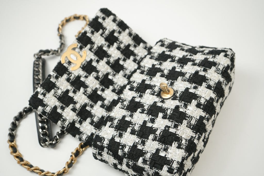 CHANEL Handbag 20S Ecru Black & White Tweed Quilted 19 Flap Small Mixed Hardware - Redeluxe