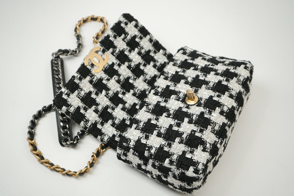 CHANEL Handbag 20S Ecru Black & White Tweed Quilted 19 Flap Small Mixed Hardware - Redeluxe