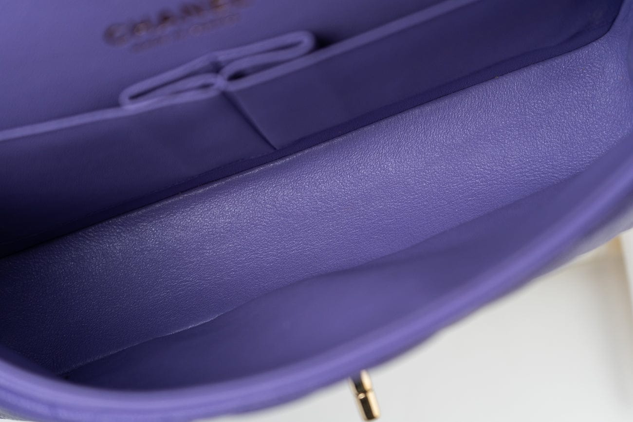 CHANEL Handbag 20S Purple Caviar Quilted Classic Flap Medium - Redeluxe