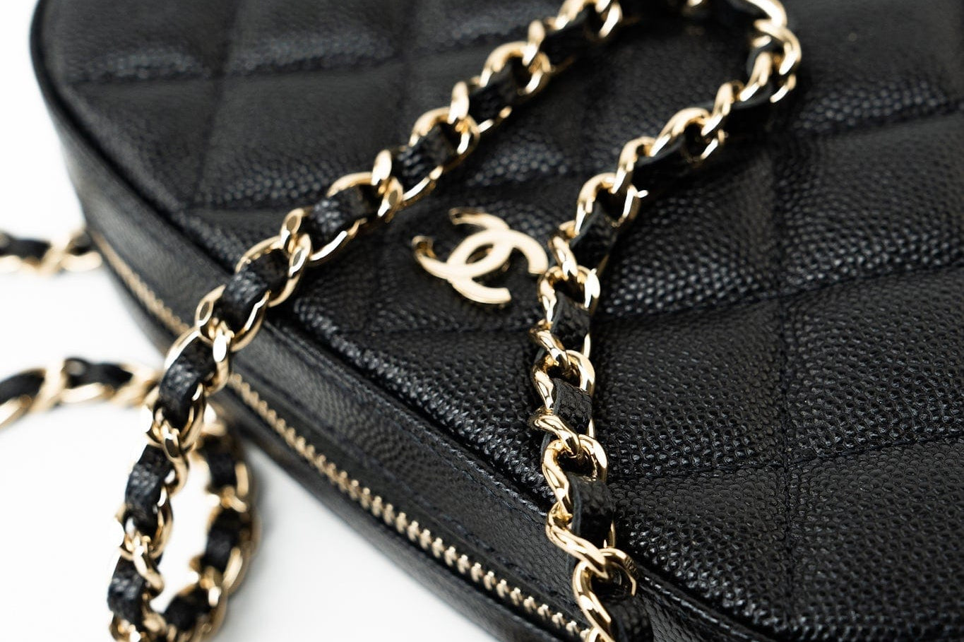 CHANEL Handbag 21A Black Caviar Quilted Camera Case Gold Hardware - Redeluxe