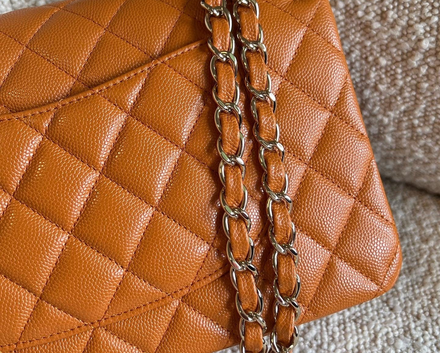 CHANEL Handbag 21A Caramel / Light Brown Caviar Quilted Classic Flap Medium LGHW - Redeluxe