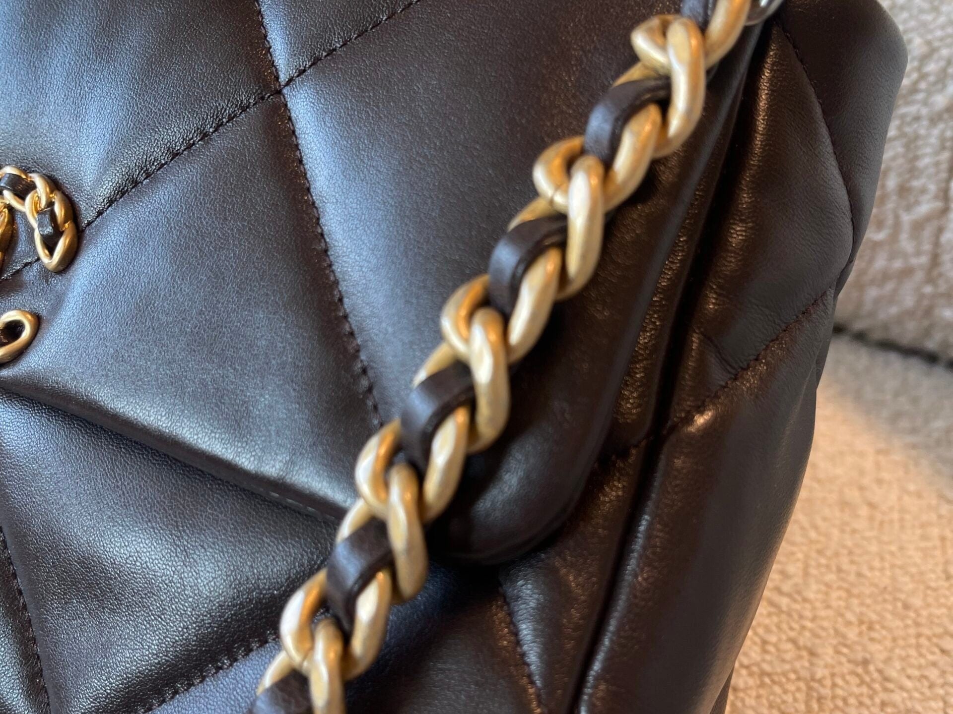 CHANEL Handbag 21A Dark Brown Lambskin Quilted 19 Flap Small MHW - Redeluxe