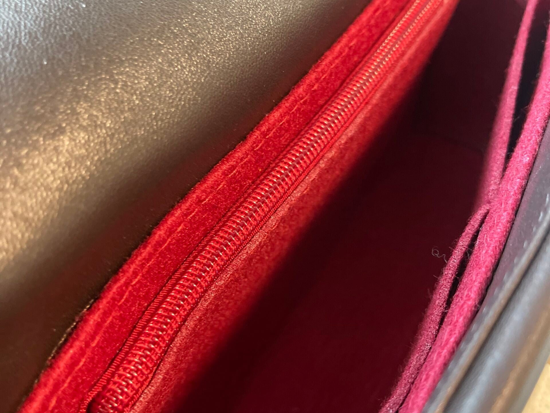 CHANEL Handbag 21A Dark Brown Lambskin Quilted 19 Flap Small MHW - Redeluxe