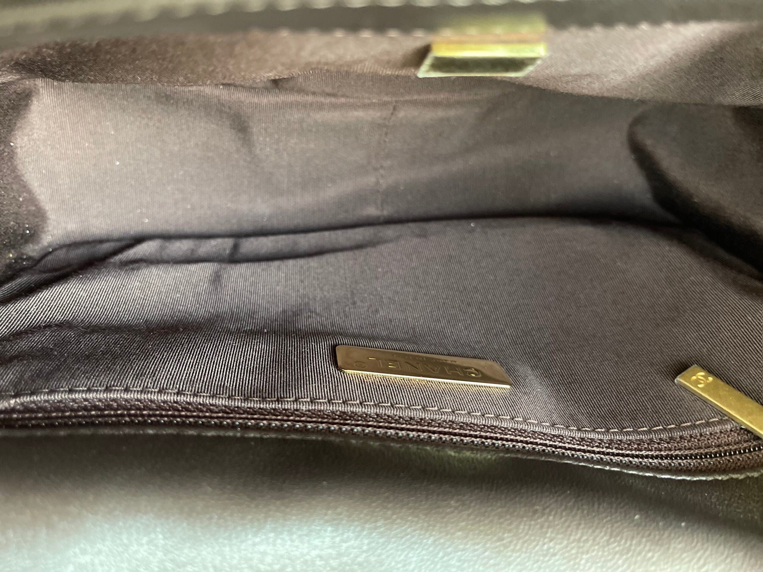 CHANEL Handbag 21A Dark Brown Lambskin Quilted 19 Flap Small MHW - Redeluxe