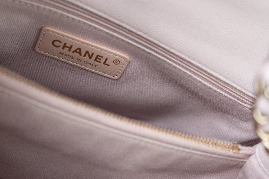 CHANEL Handbag 21A Lilac Coco Handle Medium (Old Small) LGHW - Redeluxe