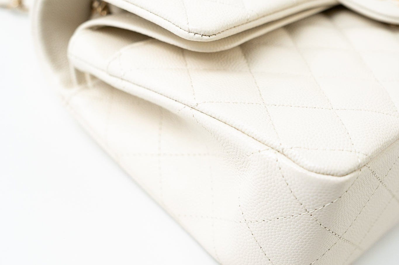 CHANEL Handbag 21A White/ Ivory Caviar Quilted Classic Flap Medium Light Gold Hardware - Redeluxe