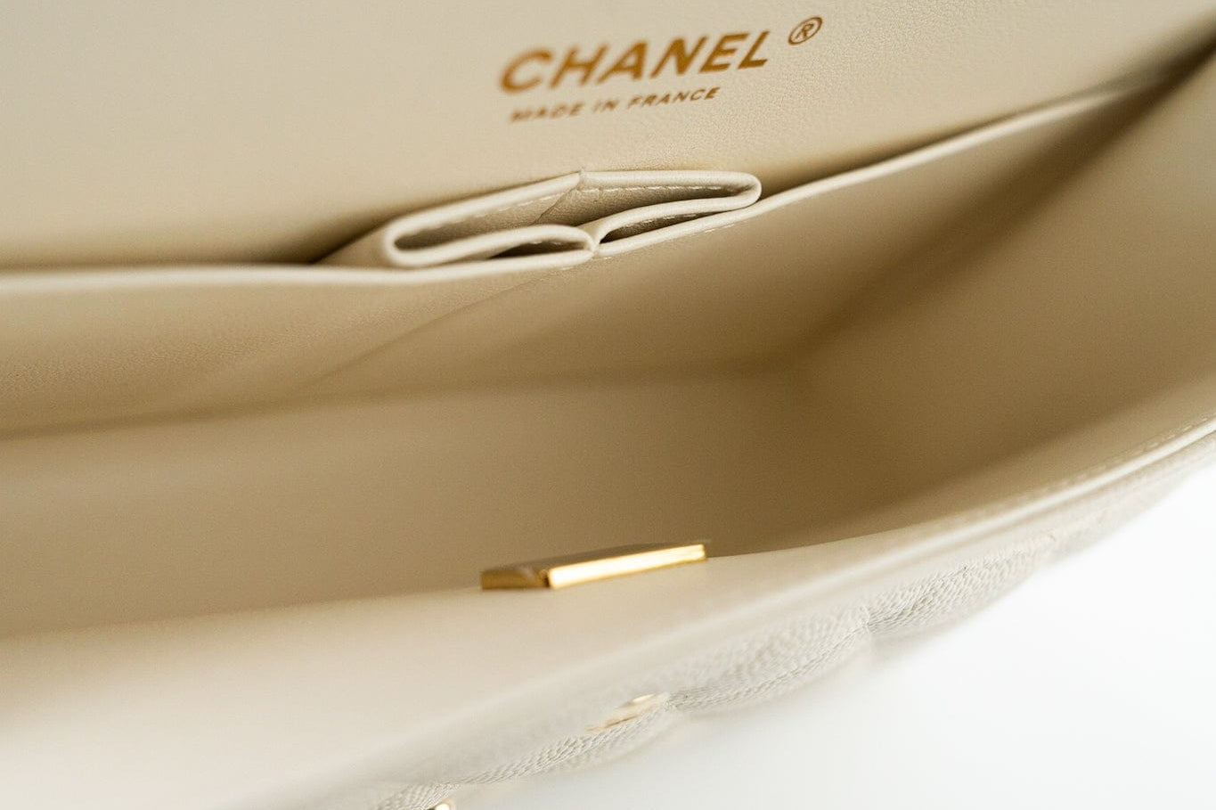 CHANEL Handbag 21A White/ Ivory Caviar Quilted Classic Flap Medium Light Gold Hardware - Redeluxe