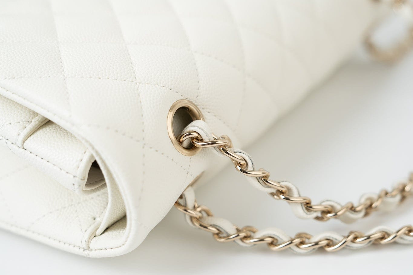 CHANEL Handbag 21A White/ Ivory Caviar Quilted Classic Flap Medium Light Gold Hardware - Redeluxe