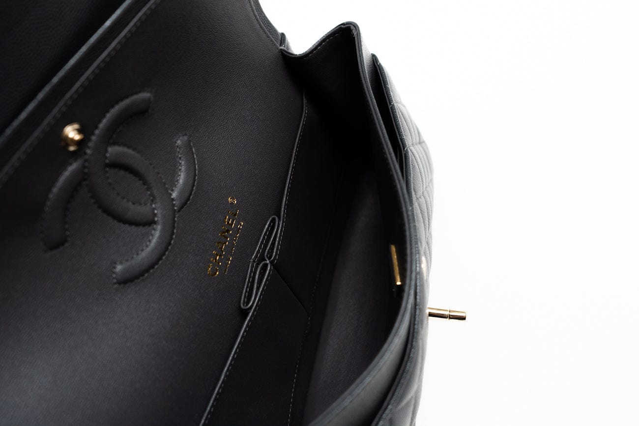 CHANEL Handbag 21B Grey Caviar Quilted Classic Flap Medium Light Gold Hardware - Redeluxe