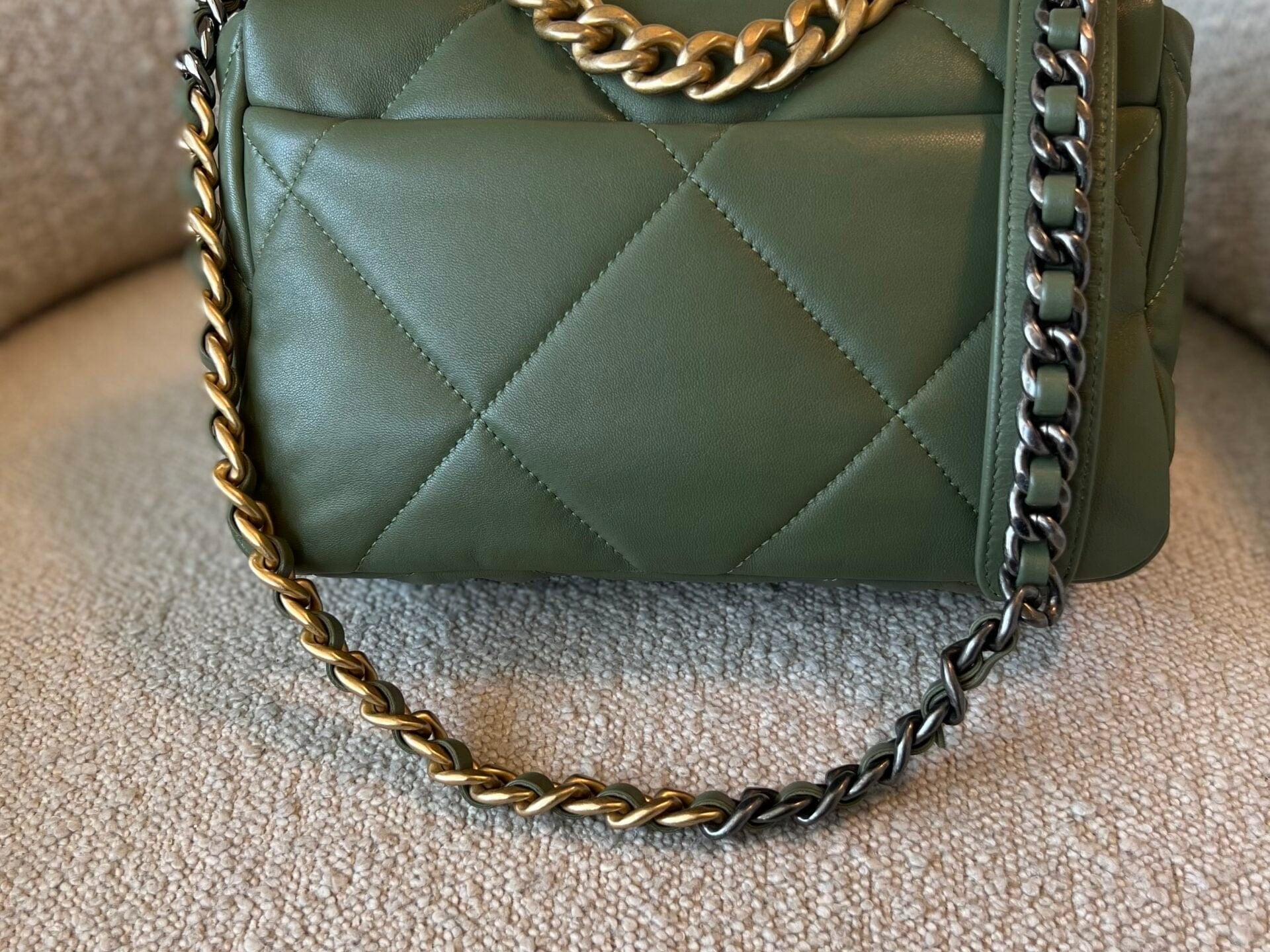 CHANEL Handbag 21B Military Green Lambskin Quilted 19 Flap Small Mixed Hardware - Redeluxe