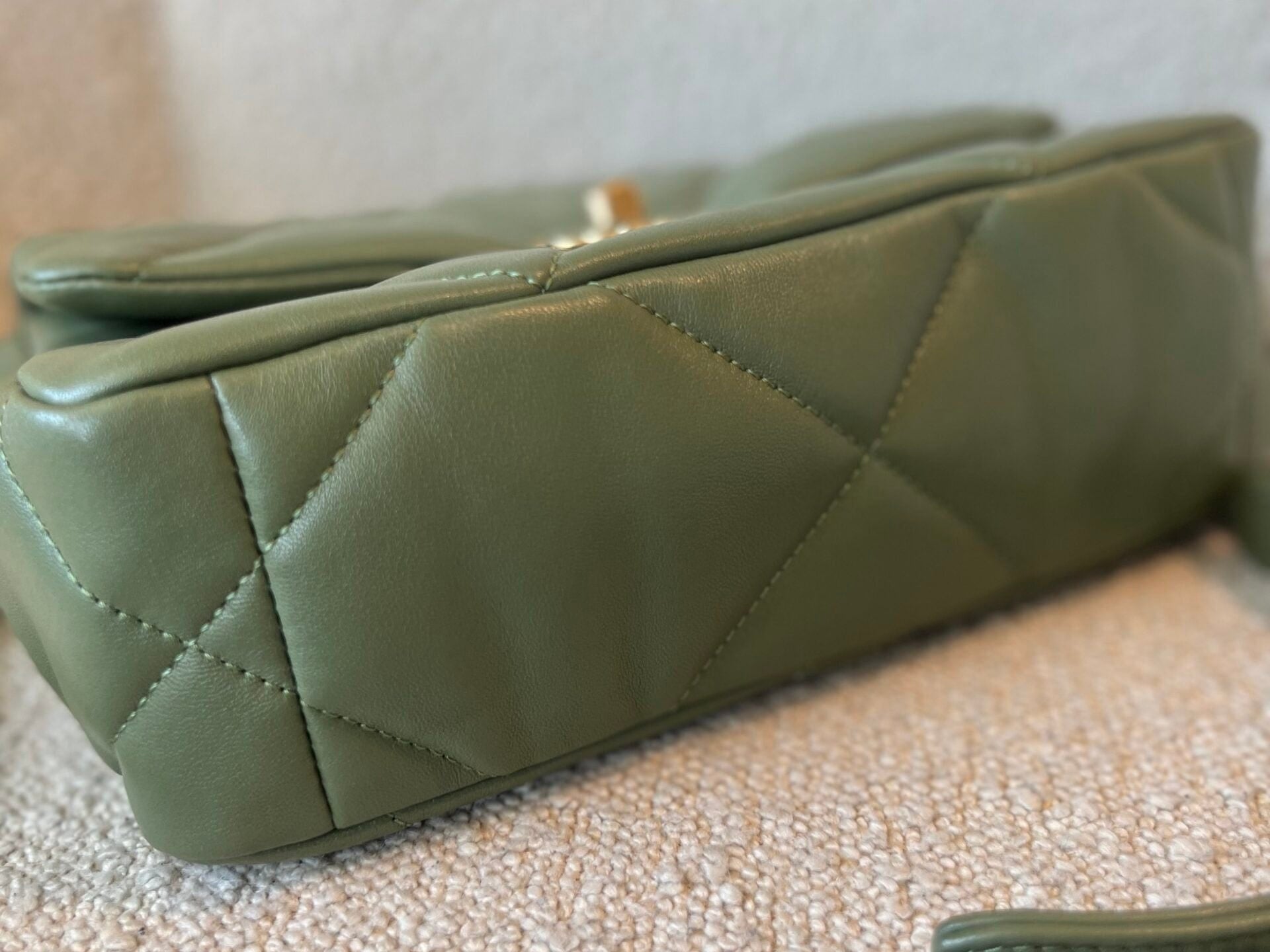 CHANEL Handbag 21B Military Green Lambskin Quilted 19 Flap Small Mixed Hardware - Redeluxe