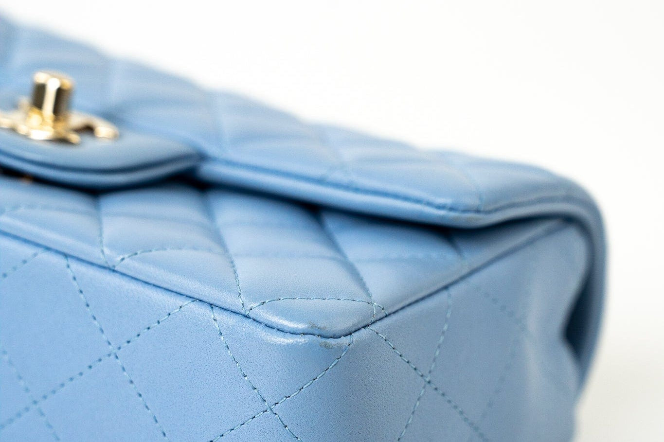 CHANEL Handbag 21C Sky Blue Lambskin Quilted Mini Rectangular Flap Light Gold Hardware - Redeluxe