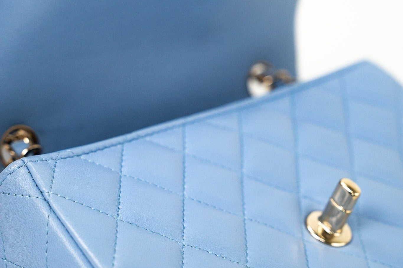 CHANEL Handbag 21C Sky Blue Lambskin Quilted Mini Rectangular Flap Light Gold Hardware - Redeluxe