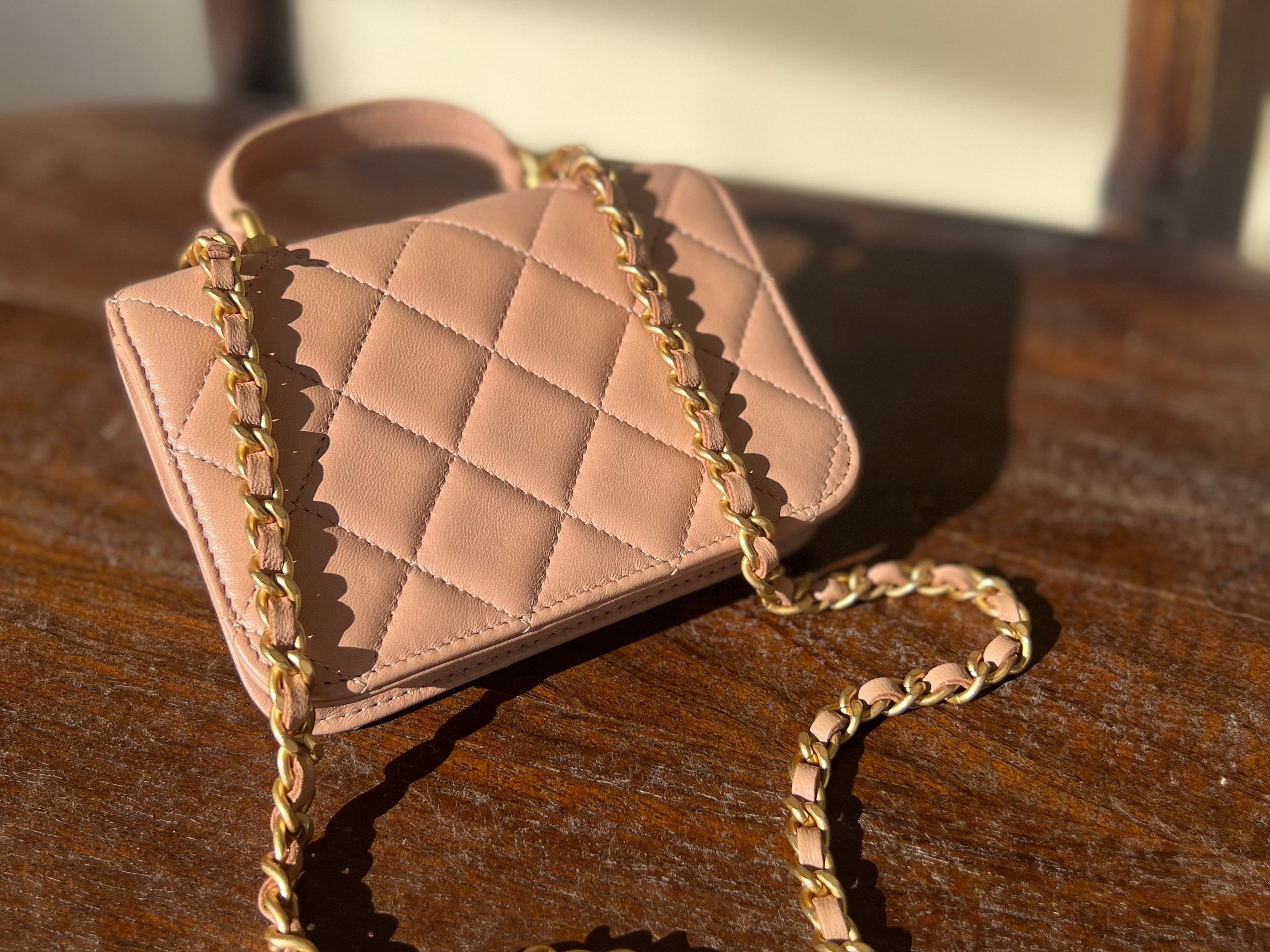 CHANEL Handbag 21K Beige Micro Lambskin Quilted Top Handle Flap Coin Purse with Chain - Redeluxe