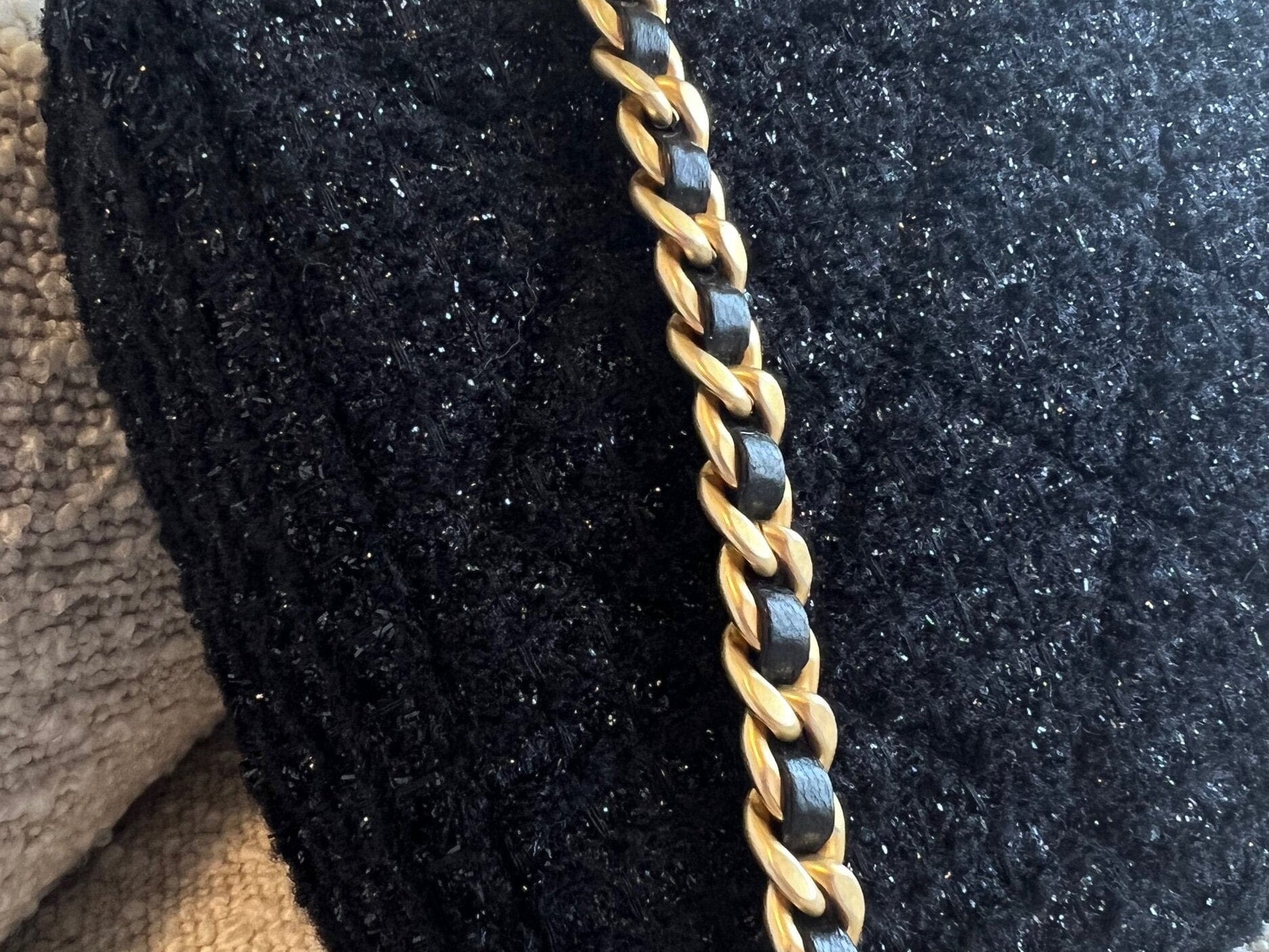 CHANEL Handbag 21K Black Symphony Tweed Single Flap Bag - Redeluxe