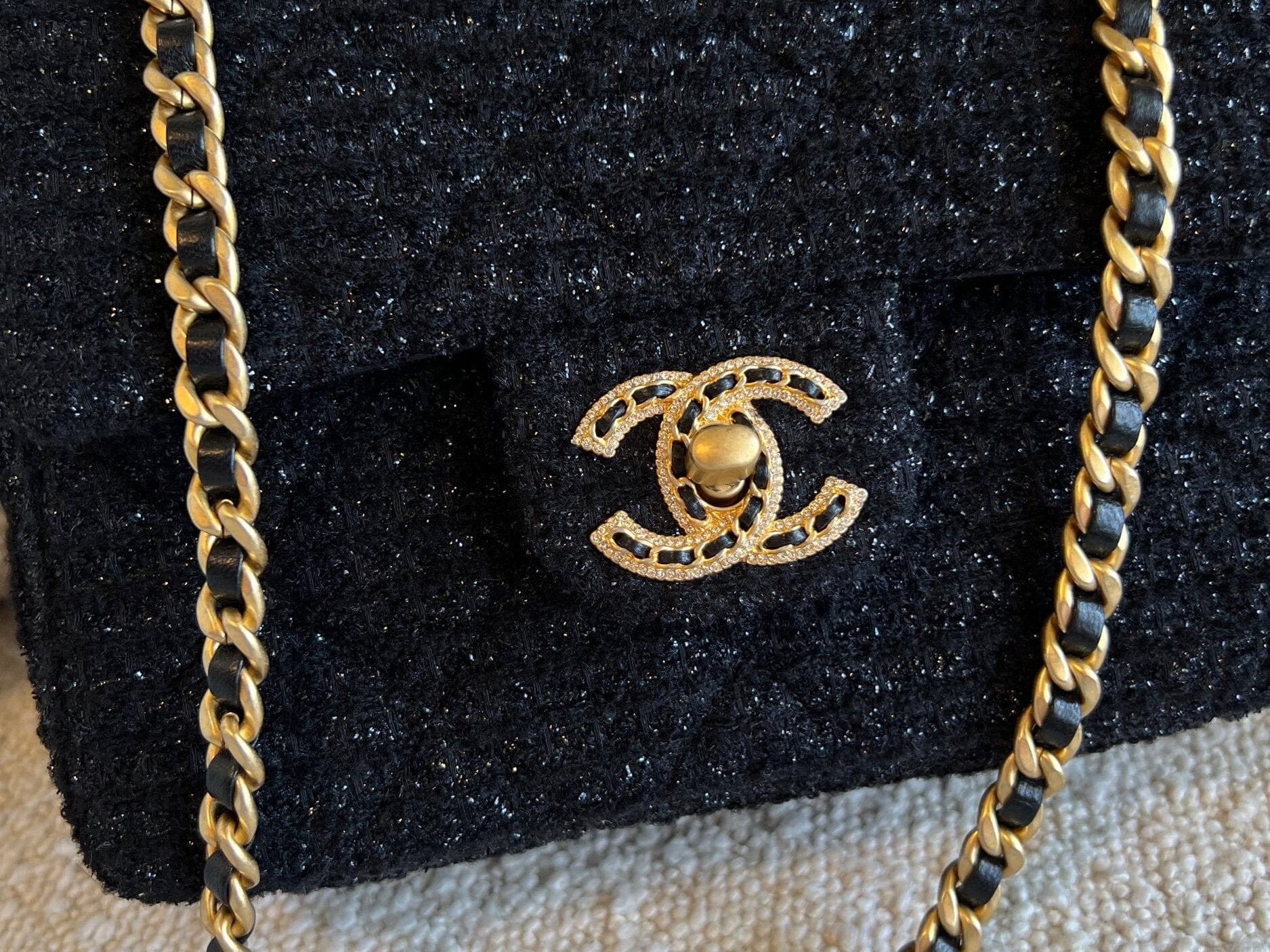 CHANEL Handbag 21K Black Symphony Tweed Single Flap Bag - Redeluxe