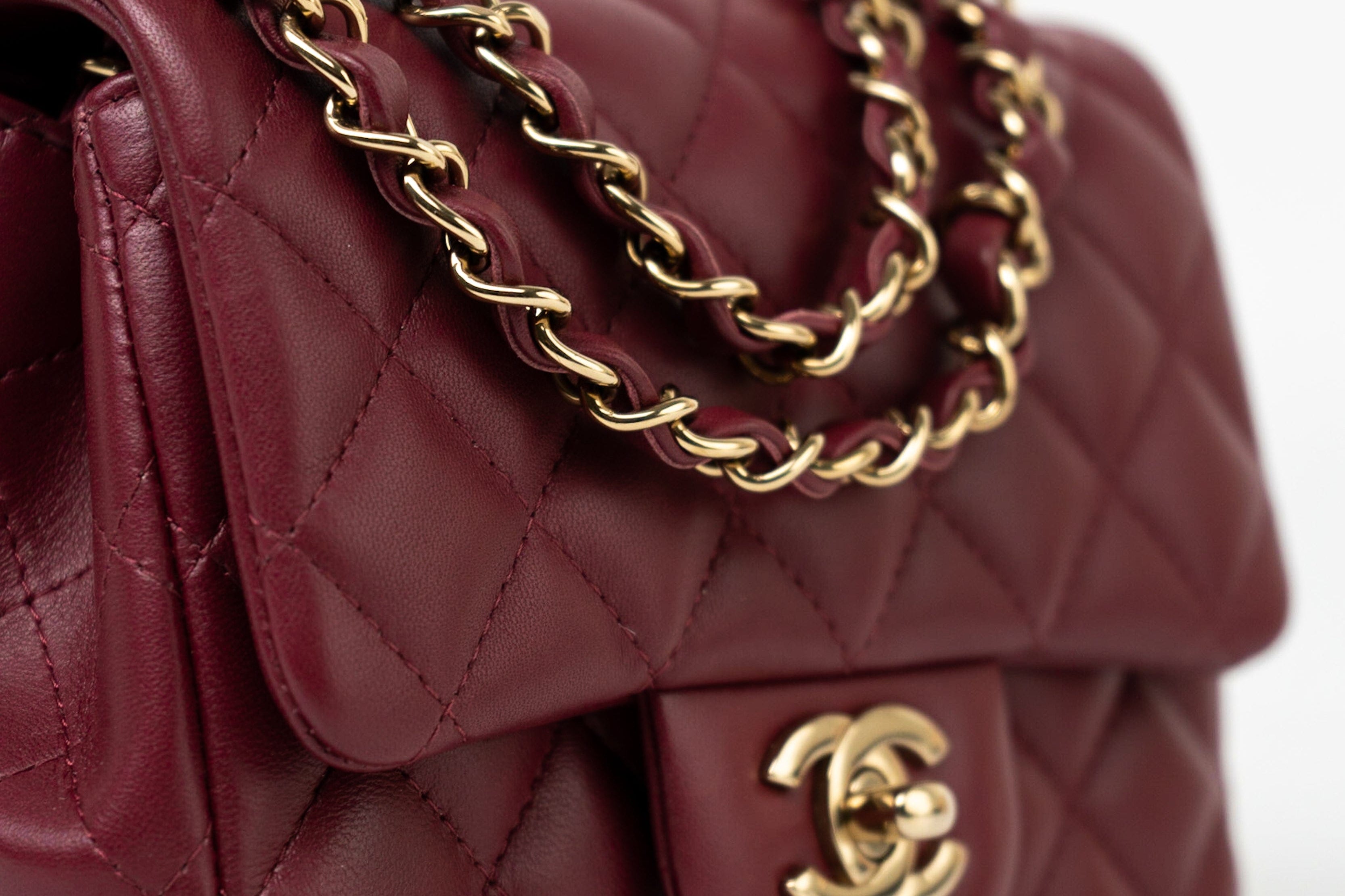 CHANEL Handbag 21K Burgundy Lambskin Quilted Mini Square Flap - Redeluxe