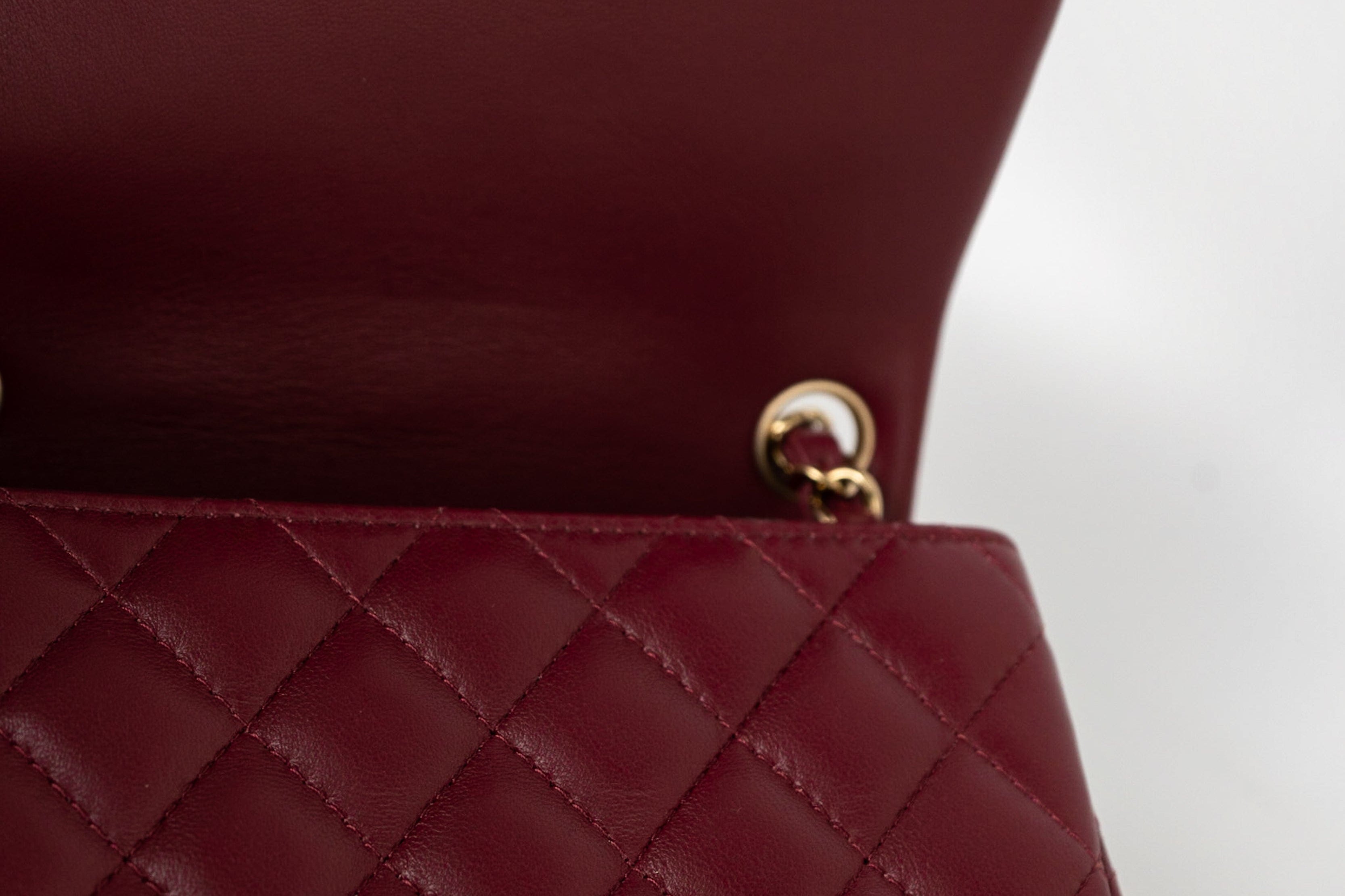 CHANEL Handbag 21K Burgundy Lambskin Quilted Mini Square Flap - Redeluxe