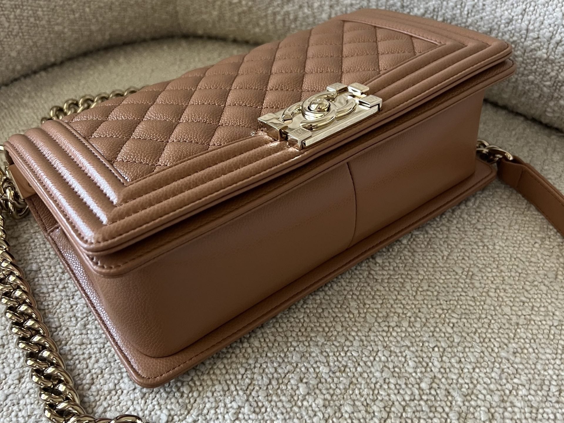 CHANEL Handbag 21K Caramel Caviar Quilted Old Medium Boy Bag LGHW - - Redeluxe