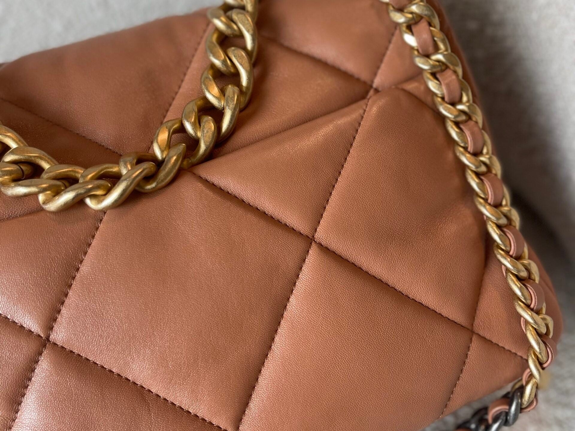 CHANEL Handbag 21K Caramel Lambskin Quilted 19 Flap Large Mixed Hardware - Redeluxe