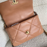 CHANEL Handbag 21K Chanel Caramel 19 Flap Small MHW - Redeluxe