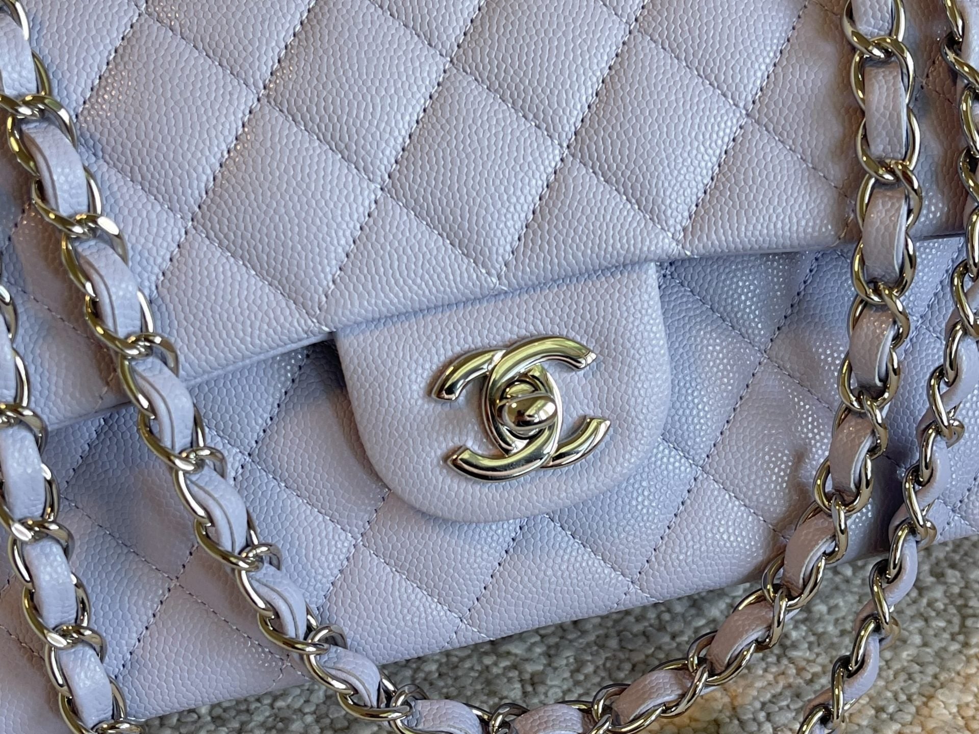 CHANEL Handbag 21K Lavender Caviar Quilted Classic Flap Medium SHW - Redeluxe