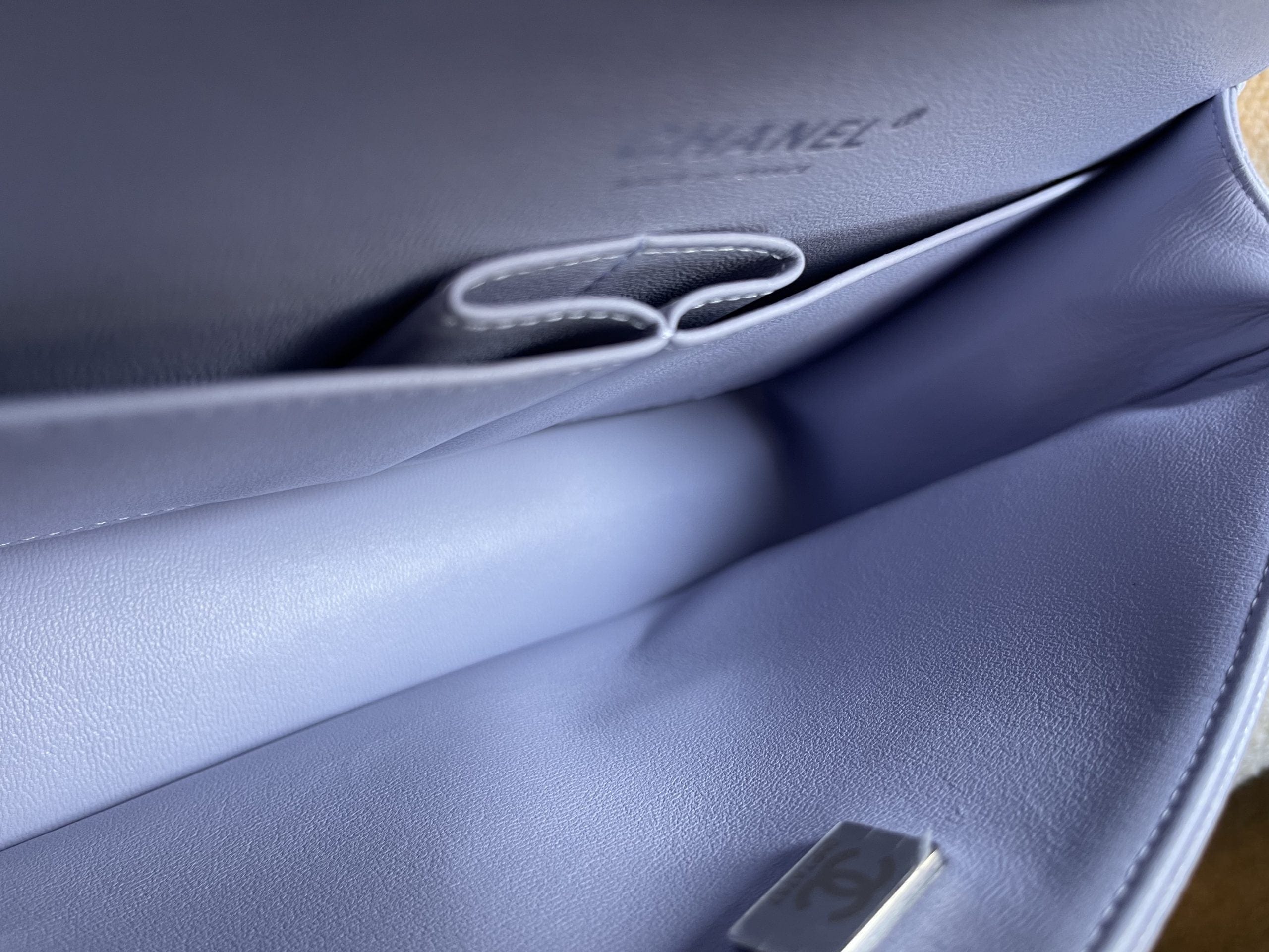 CHANEL Handbag 21K Lavender Caviar Quilted Classic Flap Medium SHW - Redeluxe