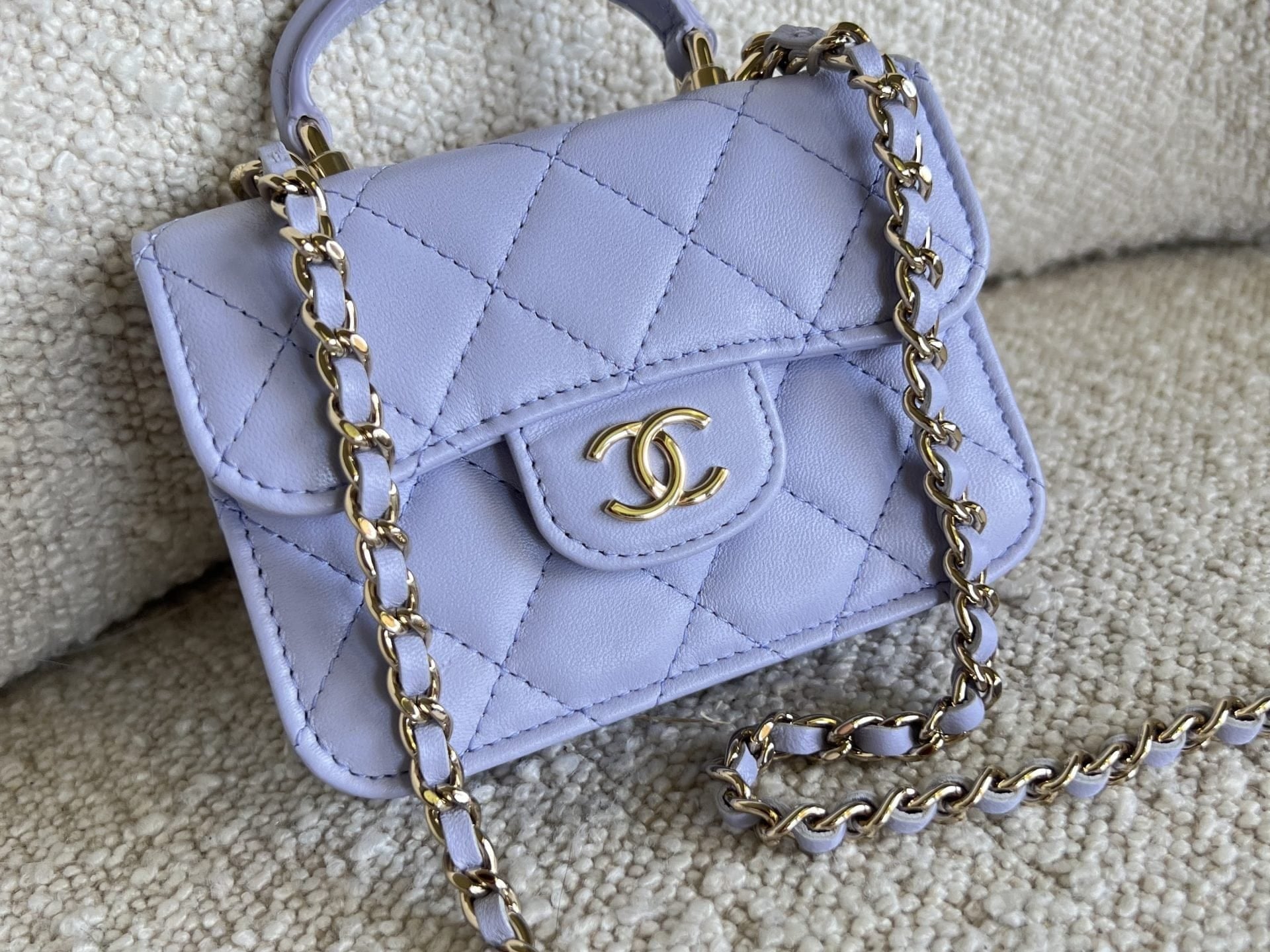 CHANEL Handbag 21K Lavender Lambskin Quilted Micro Coin Purse with Chain LGHW - Redeluxe