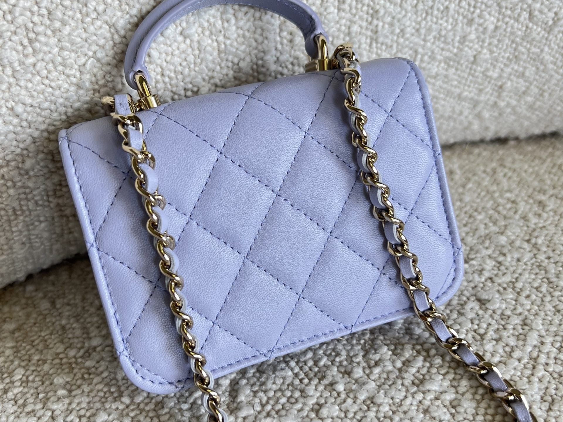 CHANEL Handbag 21K Lavender Lambskin Quilted Micro Coin Purse with Chain LGHW - Redeluxe