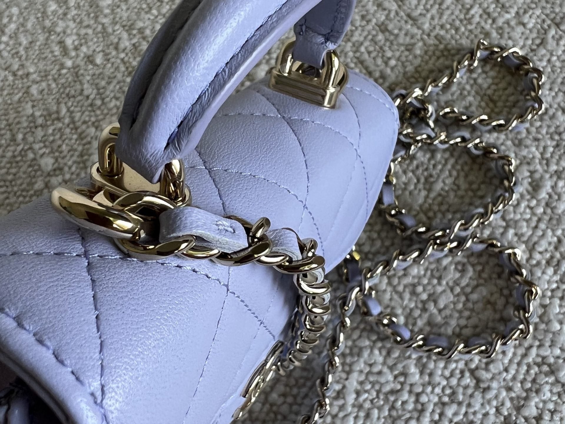 CHANEL Handbag 21K Lavender Lambskin Quilted Micro Coin Purse with Chain LGHW - Redeluxe