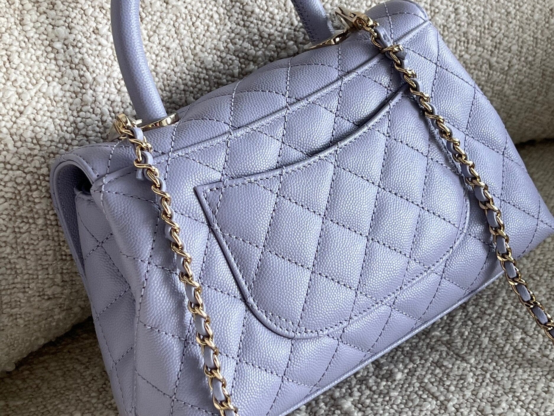 CHANEL Handbag 21K Quilted Coco Handle Lilac Caviar Small LGHW - Redeluxe