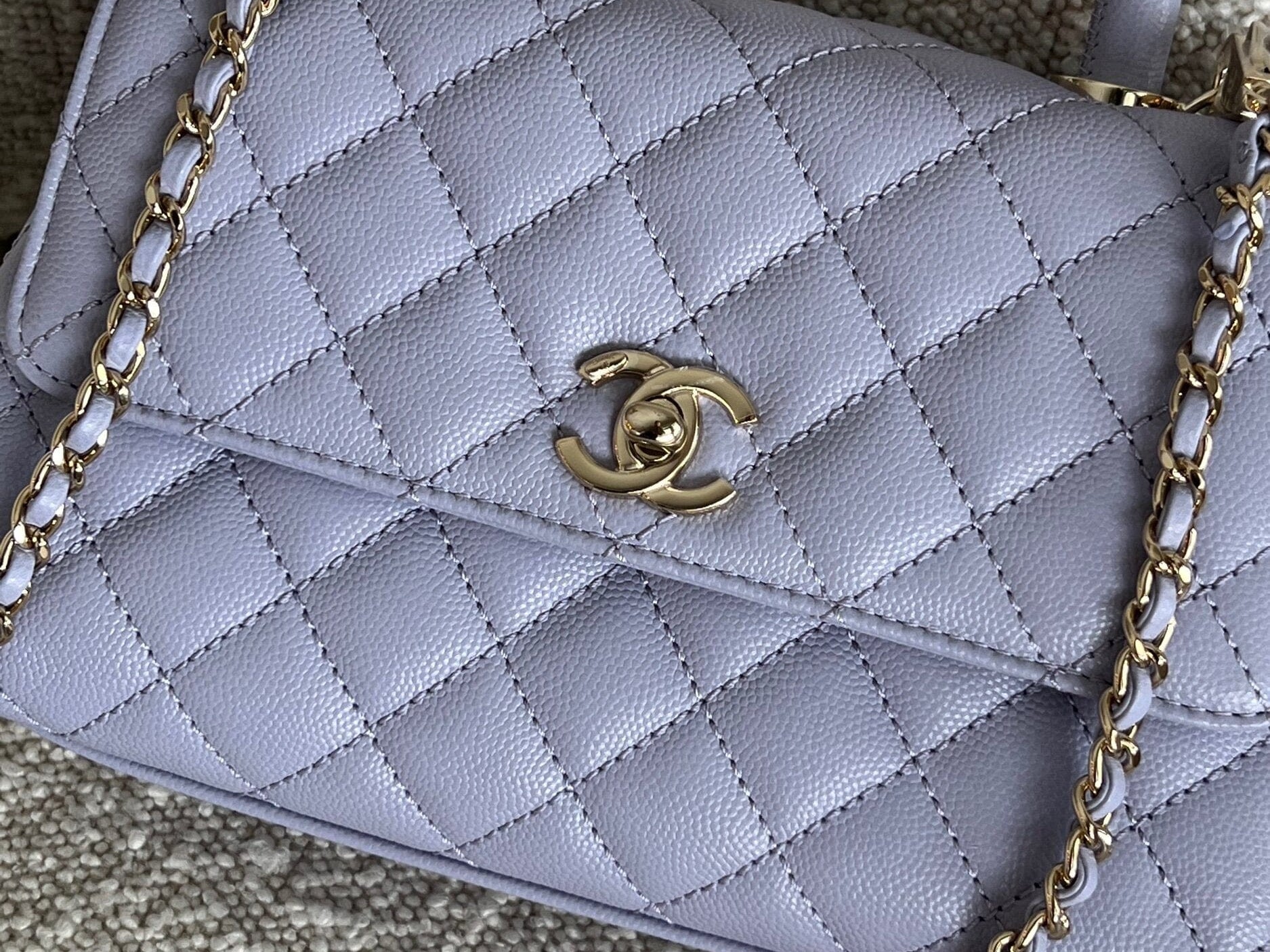 CHANEL Handbag 21K Quilted Coco Handle Lilac Caviar Small LGHW - Redeluxe
