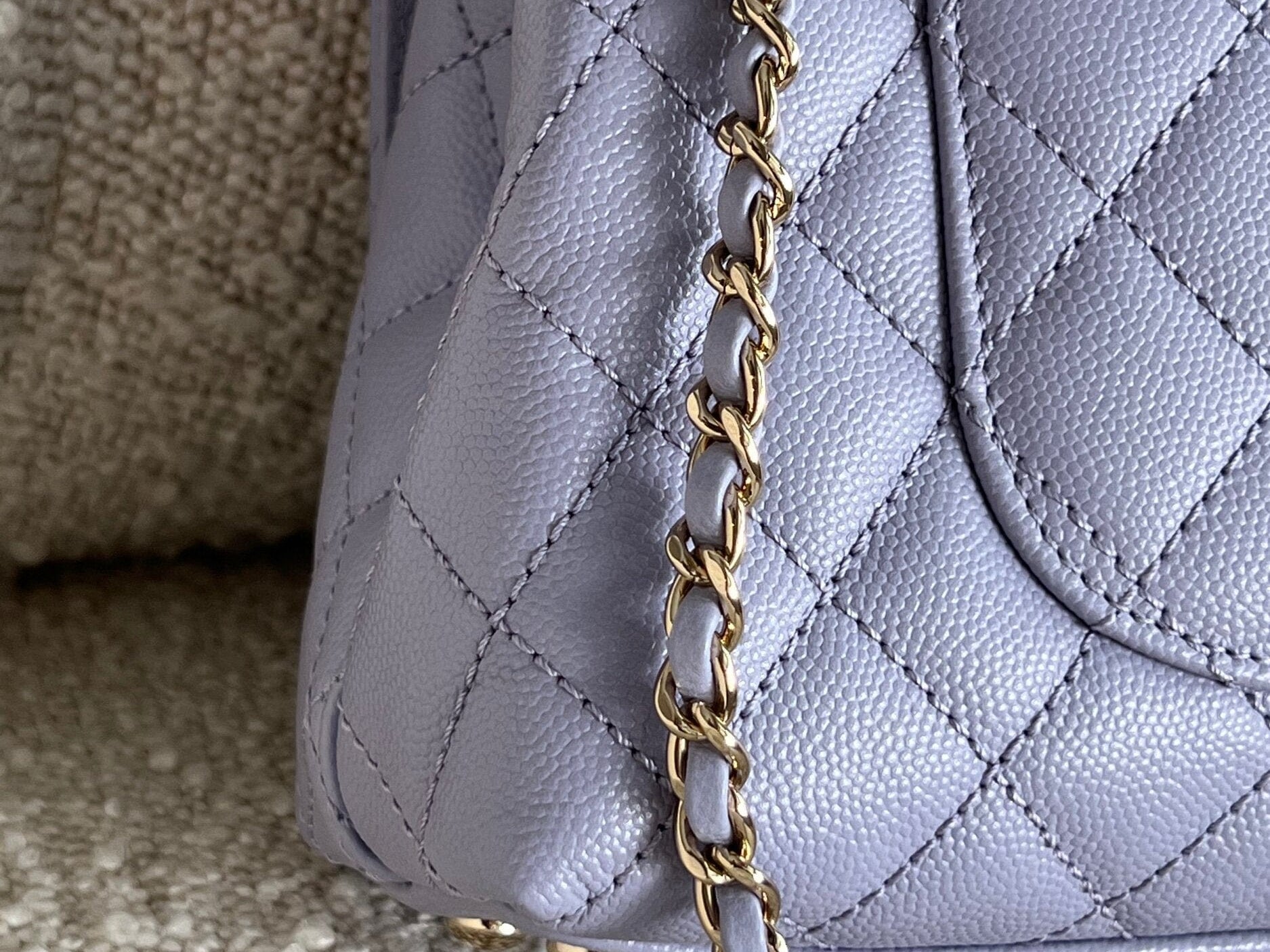 CHANEL Handbag 21K Quilted Coco Handle Lilac Caviar Small LGHW - Redeluxe