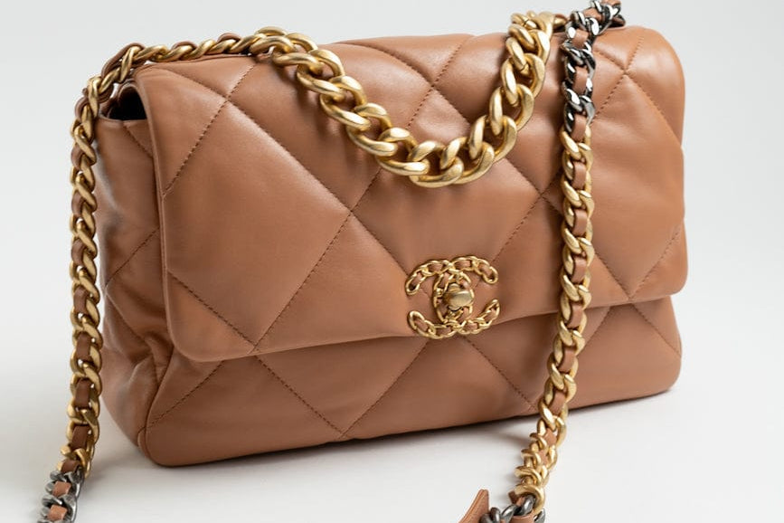 CHANEL Handbag 21P Caramel Lambskin Quilted 19 Flap Large Mixed Hardware - Redeluxe