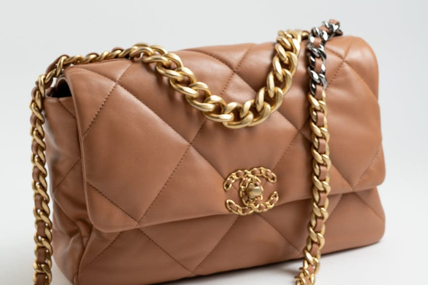 CHANEL Handbag 21P Caramel Lambskin Quilted 19 Flap Large Mixed Hardware - Redeluxe