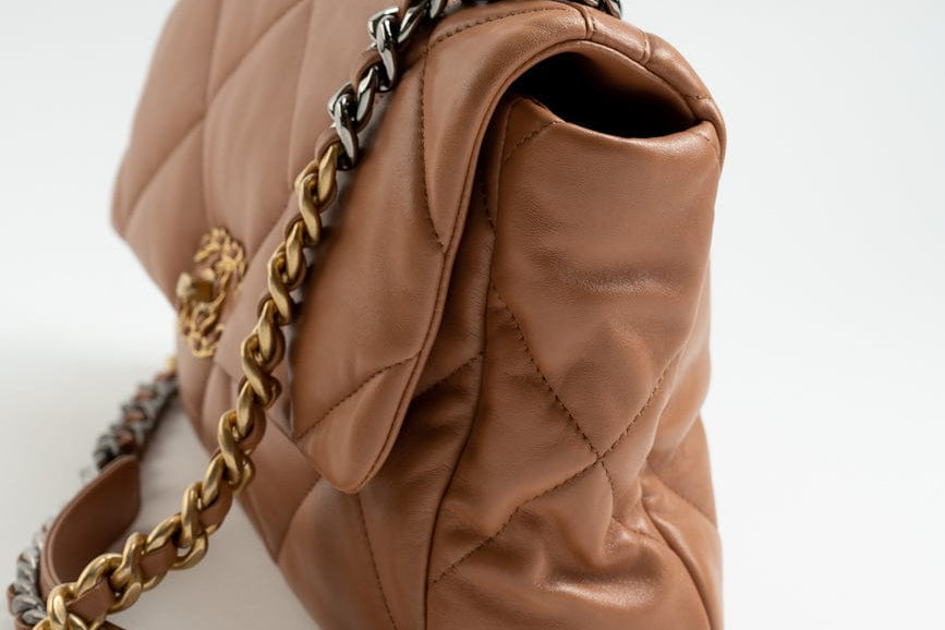 CHANEL Handbag 21P Caramel Lambskin Quilted 19 Flap Large Mixed Hardware - Redeluxe